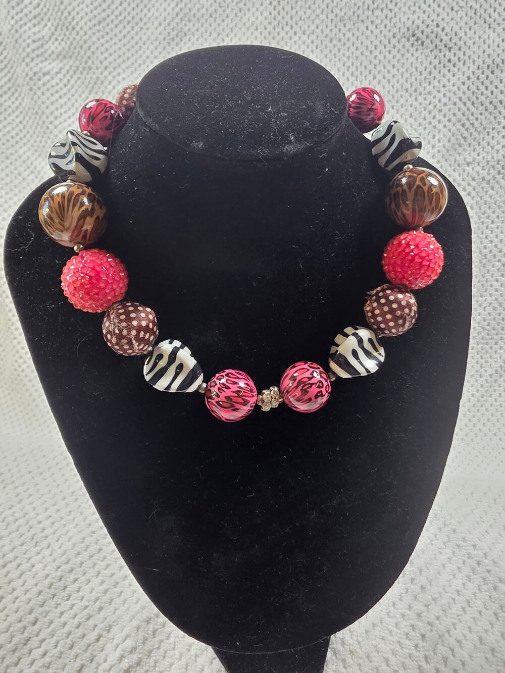 Girls Chunky Bubblegum Necklace 16" Pink, Brown, Black & White Animal Print